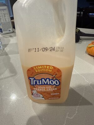 Strawberry Flavored Whole Milk, Strawberry
