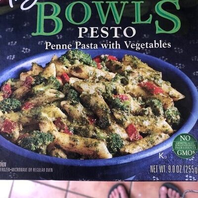 Pesto Penne Pasta With Vegetables Bowls, Pesto