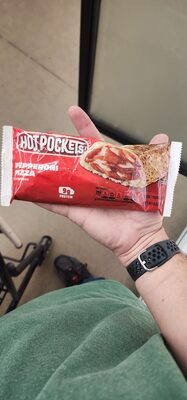 HOT POCKETS Pepperoni Pizza 4 oz. Sandwich