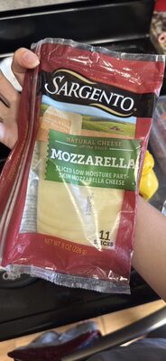 Mozzarella Sliced Low Moisture Part-Skim Natural Cheese, Mozzarella