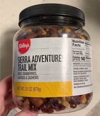 Sierra Adventures Dried Cranberries, Almonds & Cashews Trail Mix, Sierra Adventures