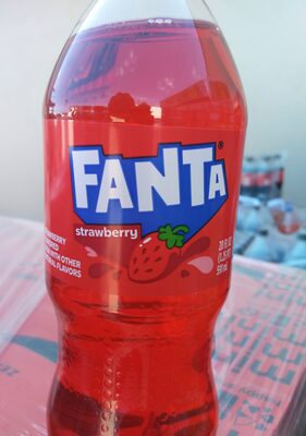 Fanta Strawberry Soda Bottle, 20 fl oz