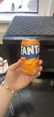 Fanta Orange Soda Cans, 7.5 fl oz, 6 Pack