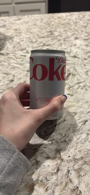 Diet Coke Cans, 7.5 fl oz, 6 Pack