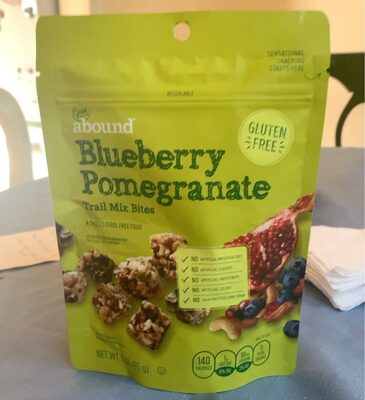 Blueberry Pomegranate Trail Mix Bites, Blueberry Pomegranate