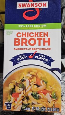 Swanson Natural Goodness Lower Sodium Chicken Broth, 32 oz Carton