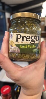 Prego Basil Pesto Sauce, 8 oz Jar