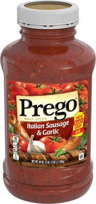 Prego Italian Sausage and Garlic Meat Sauce, 44 oz Jar