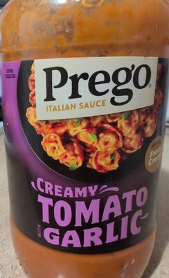 Prego Creamy Tomato Pasta Sauce With Garlic, 23.75 oz Jar