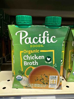 Pacific Foods Organic Free Range Chicken Broth, 8 fl oz (Case of 4)