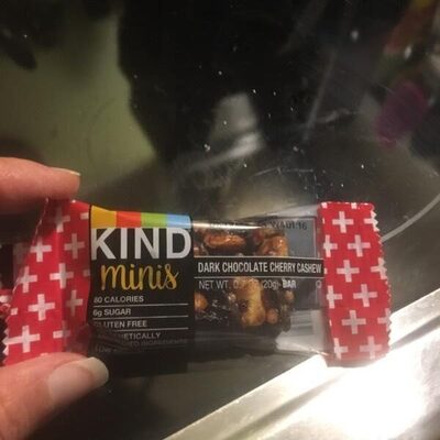Dark Chocolate Cherry Cashew Minis Bar, Dark Chocolate Cherry Cashew