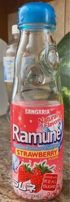 Strawberry Flavor Premium Carbonated Soft Drink, Strawberry
