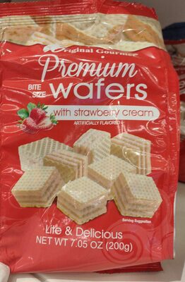 Premium Wafers With Strawberry Cream
