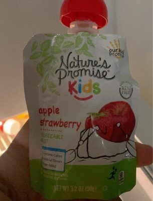 Apple Strawberry Squeezable Fruit, Apple Strawberry