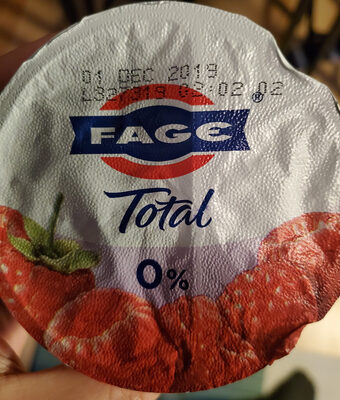 Raspberry Total 0% Nonfat Greek Strained Yogurt, Raspberry