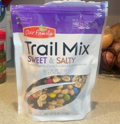 Sweet & Salty Peanuts, Raisins, Cocoa Candies & Sunflower Kernels Trail Mix, Sweet & Salty