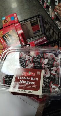 Chewy Chocolate Flavored Tootsie Roll Midgees Candy, Chewy Chocolate