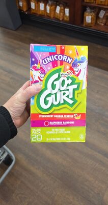 Go-Gurt Strawberry Banana and Raspberry Low Fat Yogurt 20 Count
