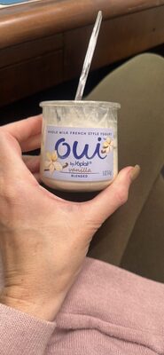 Oui by Yoplait Vanilla Gluten-Free French-Style Whole Milk Yogurt Jar
