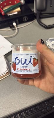 Oui by Yoplait Strawberry Gluten-Free French-Style Whole Milk Yogurt Jar