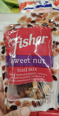 Sweet Nut Honey Roasted Peanuts, Raisins, Frosted Walnuts, Cashews & Dried Sweetened Cranberries Trail Mix, Sweet Nut