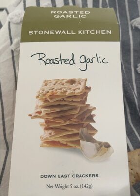 Roasted Garlic Down East Crackers, Roasted Garlic