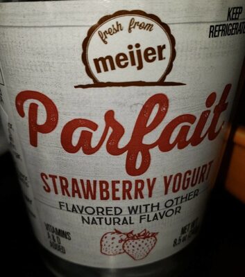 Strawberry Yogurt Parfait, Strawberry Yogurt