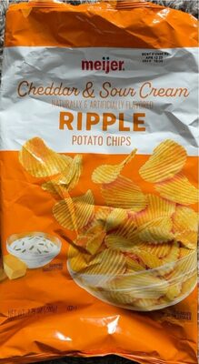 Cheddar & Sour Cream Ripple Potato Chips, Cheddar & Sour Cream