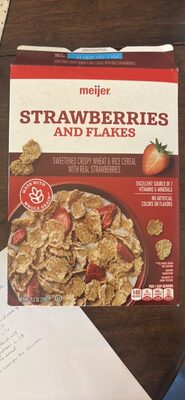 Crispy Rice & Wheat Flakes With Strawberries, Strawberries