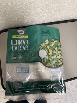 Ultimate Caesar Romaine Lettuce, Artisan-Style Croutons, Caesar Dressing, Shaved Parmesan Romano, Black Pepper Premium Kit, Ultimate Caesar