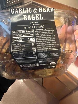 Garlic & Herb Organic Bagel Chips, Garlic & Herb