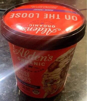Vanilla Ice Cream With Peanut Butter Cups And Famous Moose Tracks Fudge & Pb Cups, Vanilla