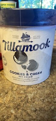 Cookies & Cream Rich French Vanilla Ice Cream With Crunchy Cookie Pieces, Cookies & Cream