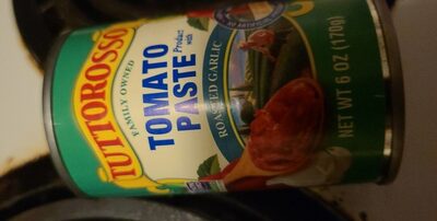 Roasted Garlic Tomato Paste Product