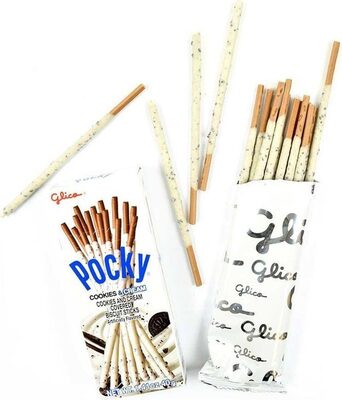 Cookies And Cream Covered Biscuit Sticks, Cookies & Cream