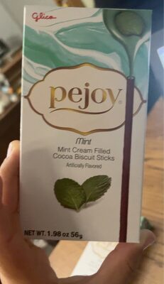 Mint Cream Filled Cocoa Biscuit Sticks, Mint Cream