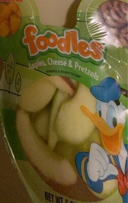 Apples, Cheese & Pretzels Foodles