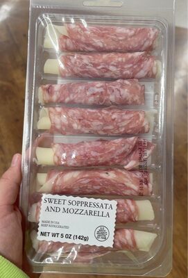 Roll & Go Sweet Soppressata And Mozzarella, 5 Oz