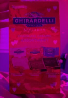 Squares Caramel Chocolate Assortment, Caramel; Sea Salt