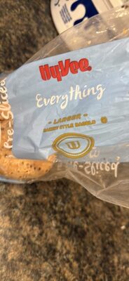 Everything Larger Bakery Style Bagels, Everything