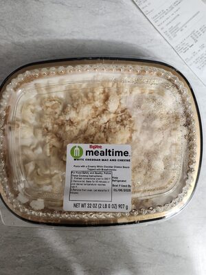 White Cheddar Mac And Cheese Pasta With A Creamy White Cheddar Cheese Sauce Topped With Breadcrumbs, White Cheddar Mac And Cheese