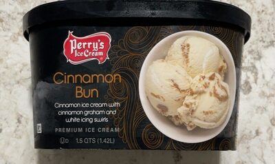 Cinnamon Bun Cinnamon Premium Ice Cream With Cinnamon Graham And White Icing Swirls, Cinnamon Bun