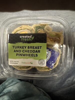 Turkey Breast And Cheddar Pinwheels, Turkey Breast And Cheddar