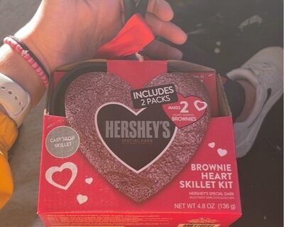 Special Dark Mildly Sweet Dark Chocolate Chips Brownie Heart Skillet Kit, Special Dark