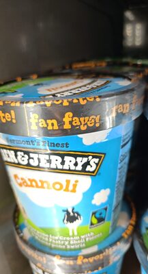 Cannoli Mascarpone Ice Cream With Fudge-Covered Pastry Shell Pieces & Mascarpone Swirls, Cannoli