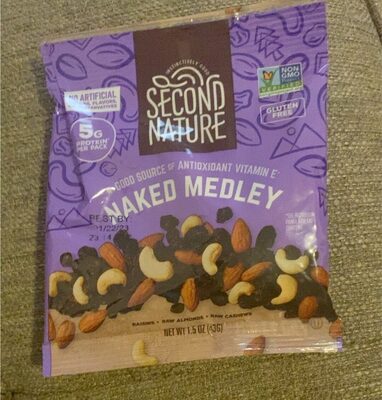 Naked Medley Almonds, Raisins, Cashews