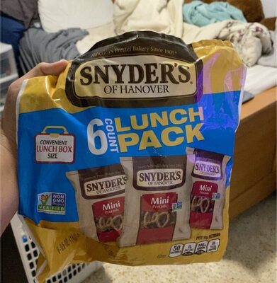 Snyder's of Hanover, Mini Pretzels, Lunch-Box Sized Snack Packs, 6 Pack