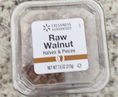 Raw Walnut Halves And Pieces, Raw Walnut