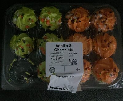 Vanilla & Chocolate Assorted Cupcakes, Vanilla & Chocolate