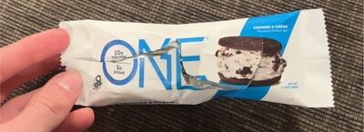 Cookies & Creme Flavored Protein Bar, Cookies & Creme
